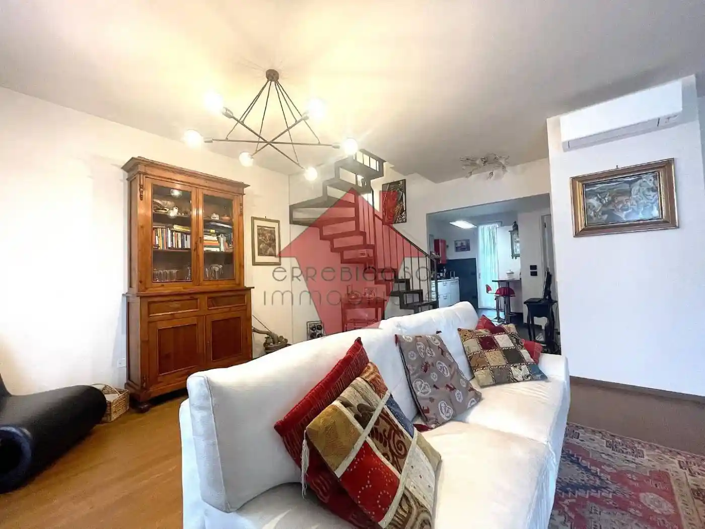 Appartamento in vendita a Capraia e Limite