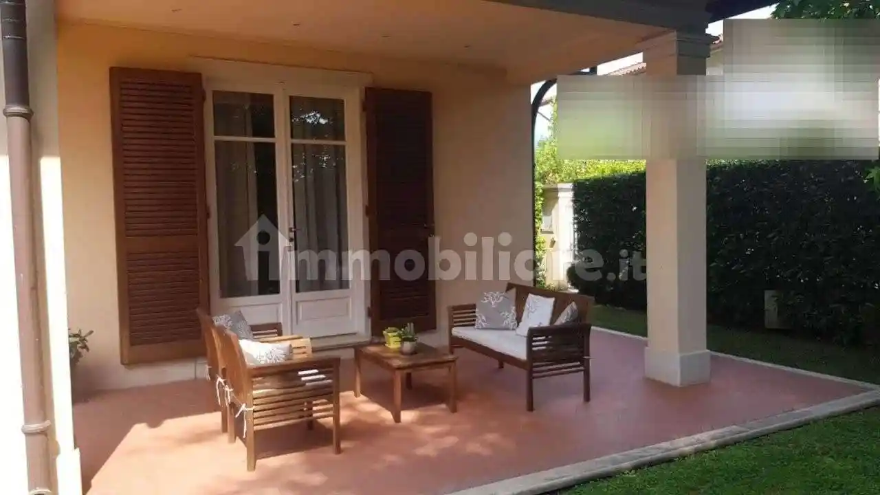 Villa in affitto a Forte dei Marmi