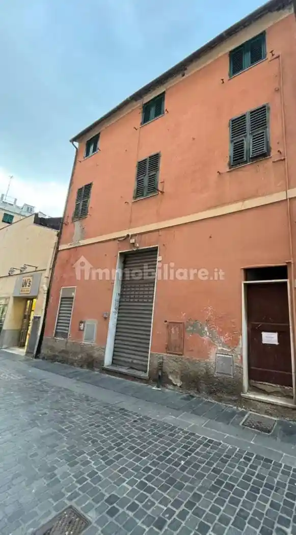 Palazzo - Edificio in vendita a Genova
