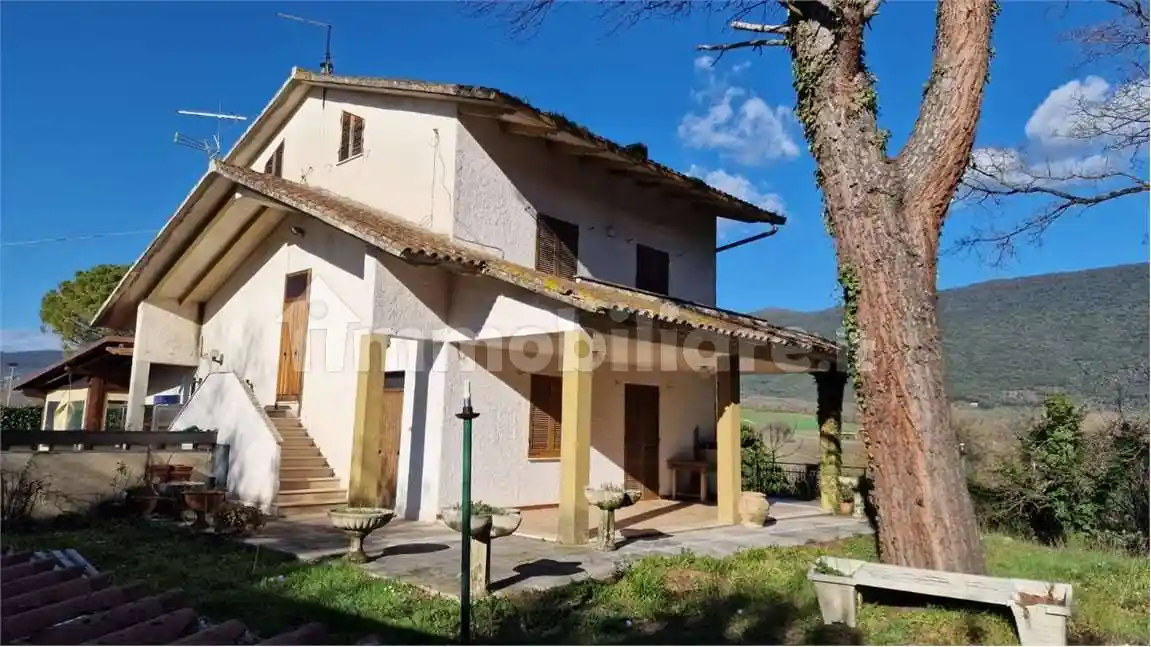 Villa in vendita a Massa Martana