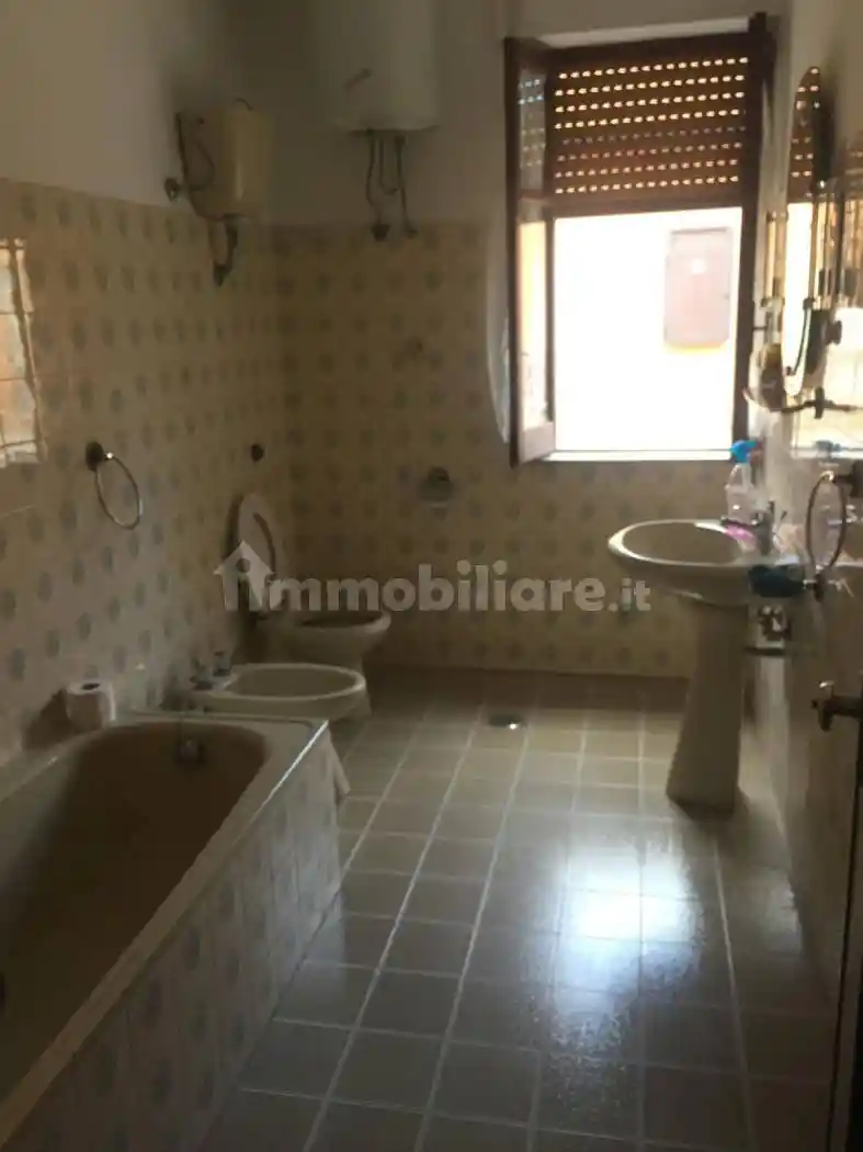 Palazzo - Edificio in Vendita - foto 3