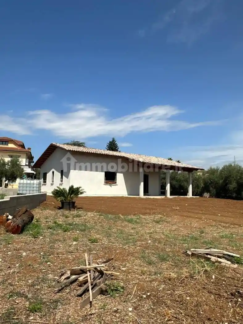 Rustico - Casale in vendita a Fiano Romano