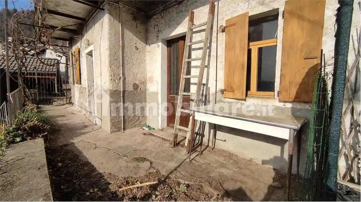 Terratetto unifamiliare via Garibaldi, Caprezzo - foto 4