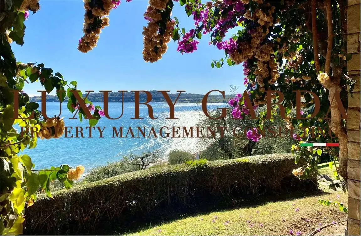 Villa in affitto a Padenghe sul Garda