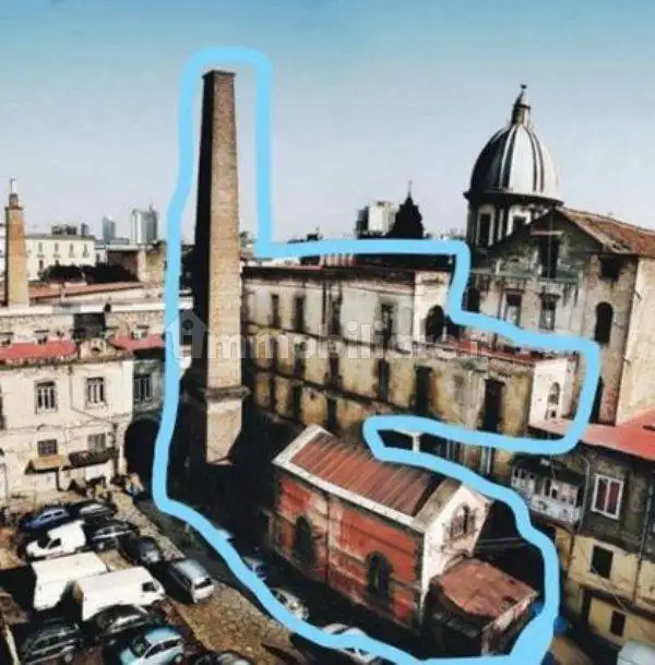 Palazzo - Edificio in vendita a Napoli