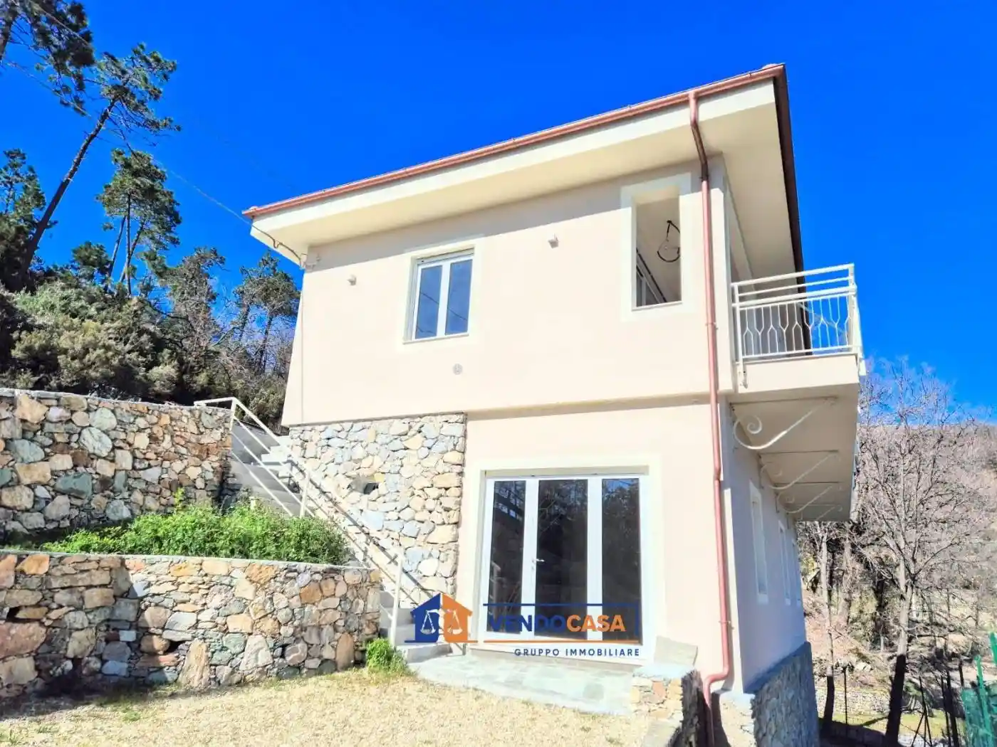 Villa in vendita a Finale Ligure