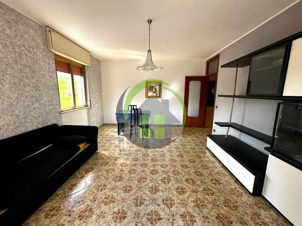 Trilocale buono stato, primo piano, Centro, Colzate - foto 3