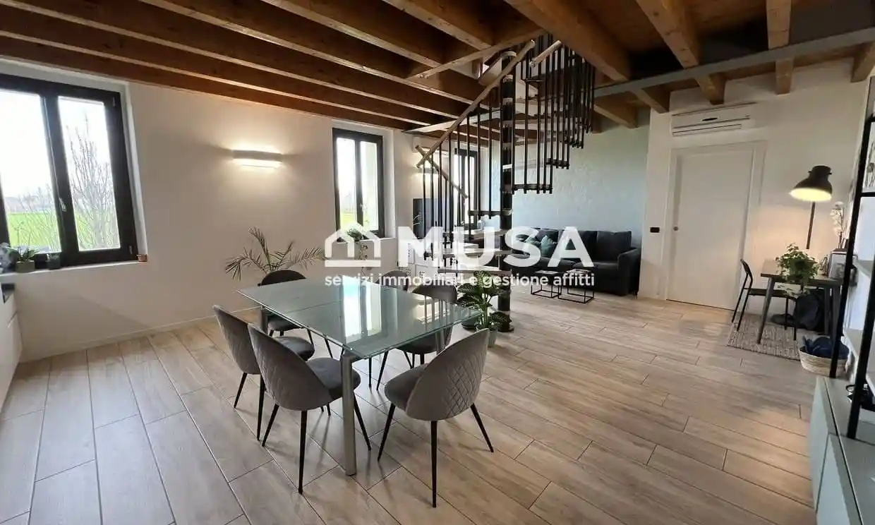 Appartamento in vendita a Burago di Molgora