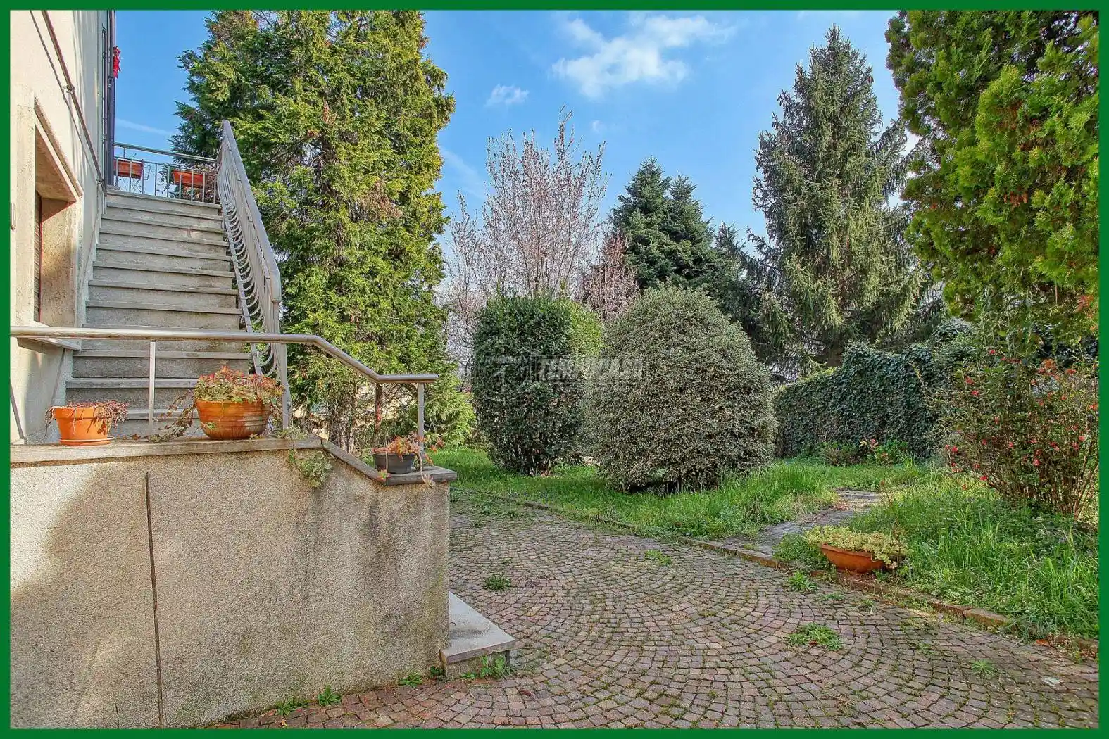 Villa in vendita a Varese