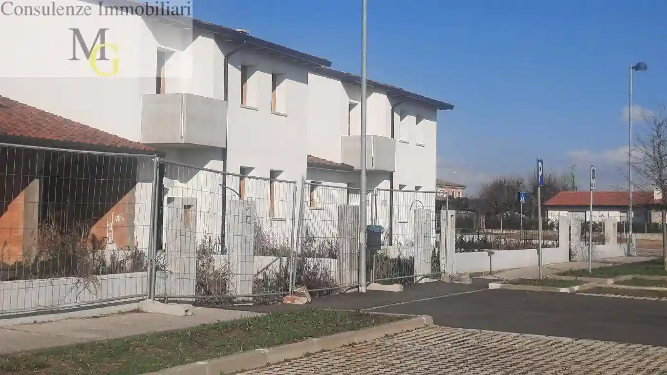 Villetta a schiera - foto 2