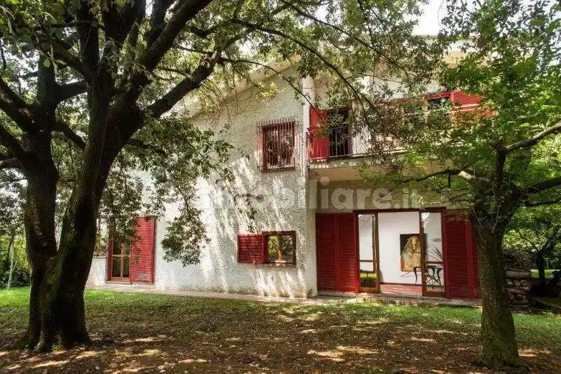 Villa in vendita a Riano