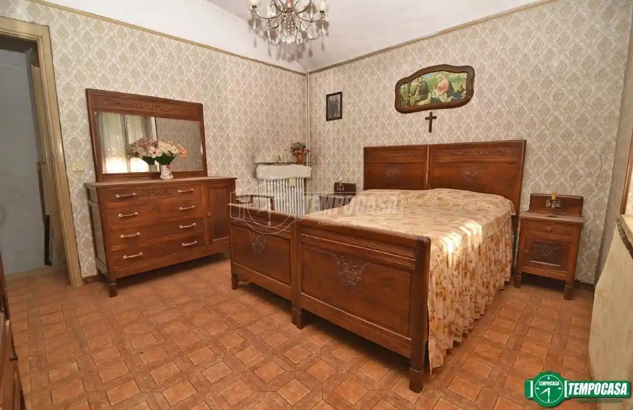 Casa indipendente in vendita a Rivarossa