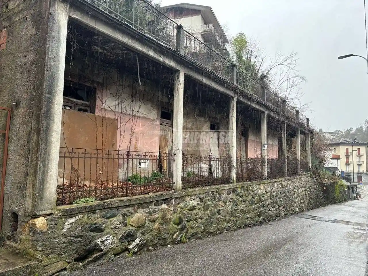 Appartamento in vendita a Parre