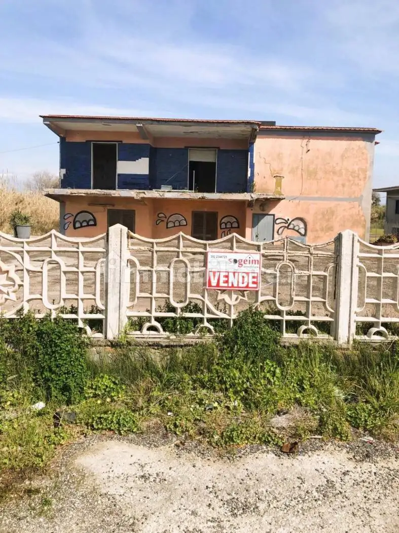 Villa in vendita a Mondragone