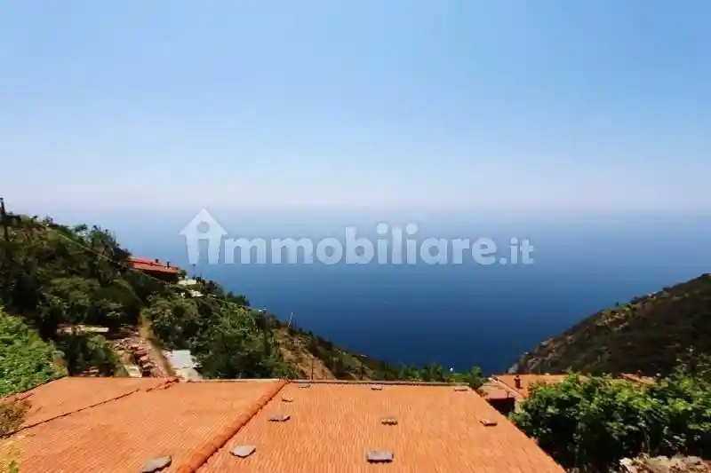 Rustico - Casale in vendita a La Spezia