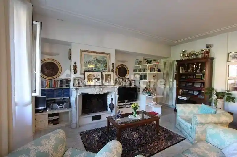 Appartamento in vendita a Sarzana