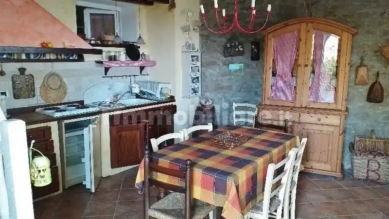 Casa indipendente in vendita a La Spezia