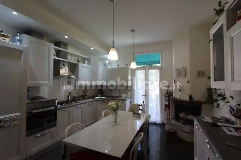 Casa indipendente in vendita a La Spezia