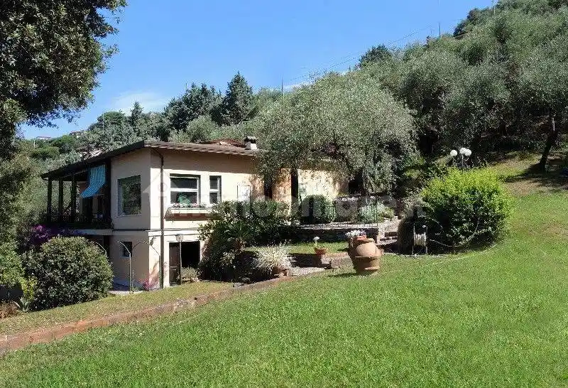 Villa in vendita a Lerici