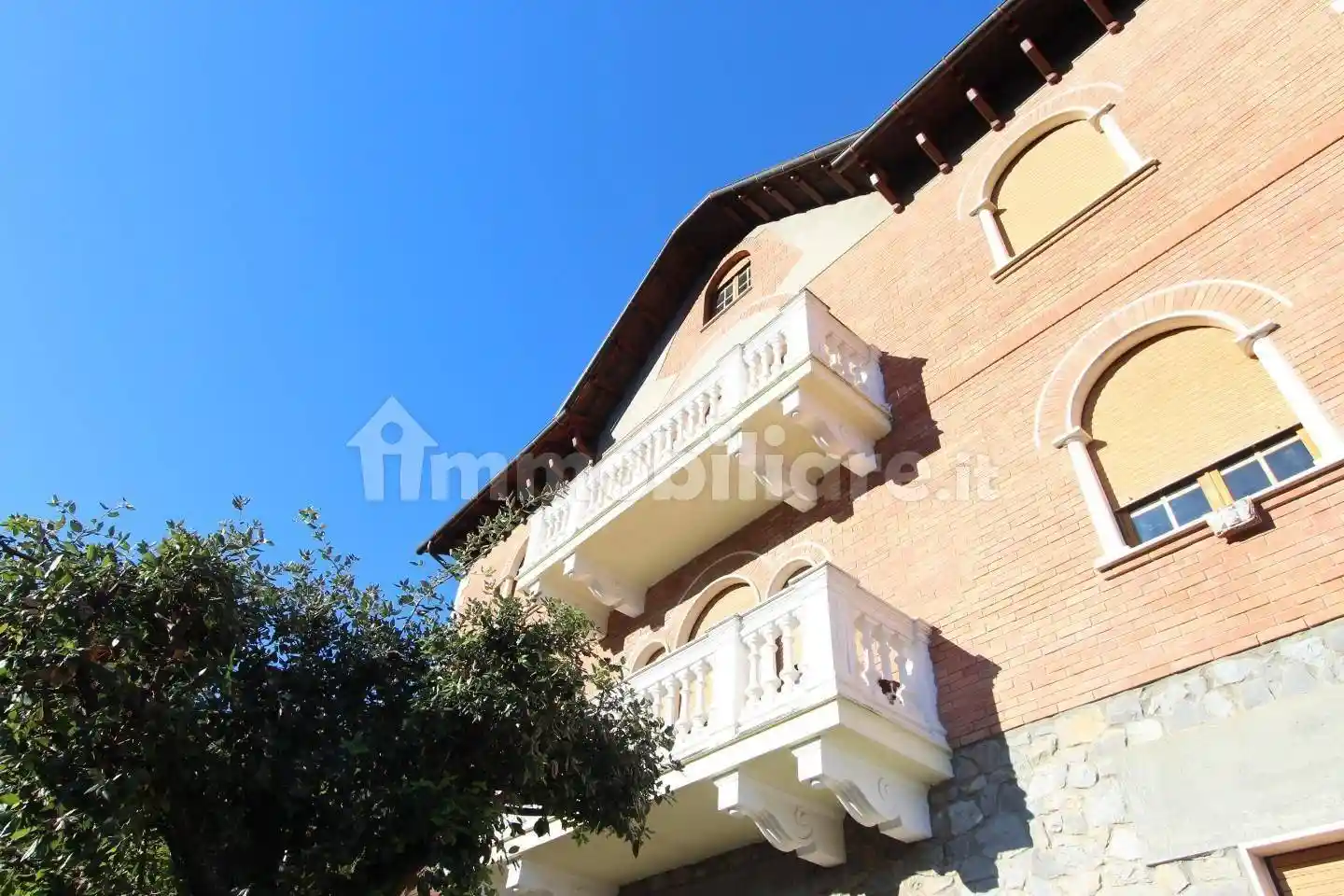 Casa indipendente in vendita a La Spezia