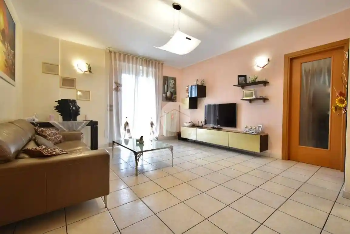 Appartamento in vendita a Santarcangelo di Romagna