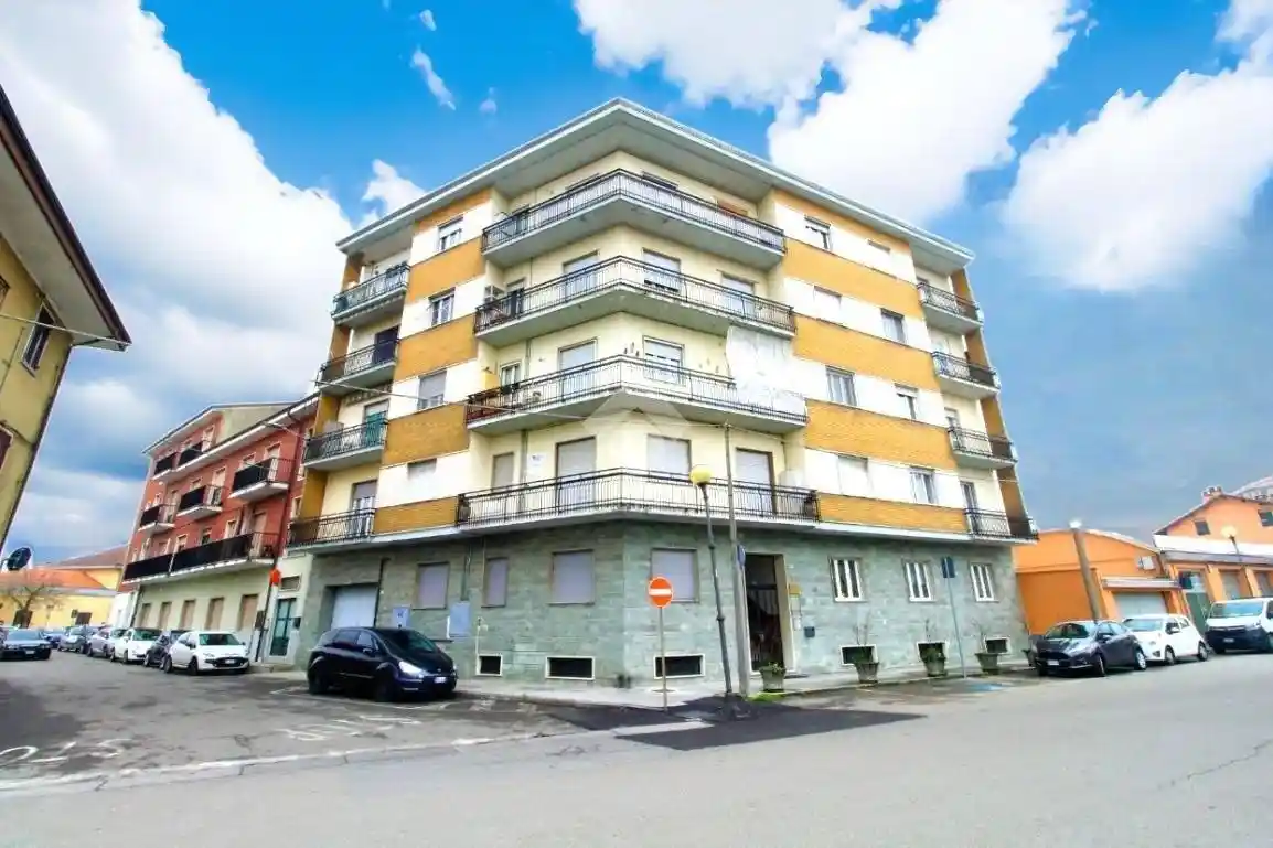 Appartamento in vendita a Santhià