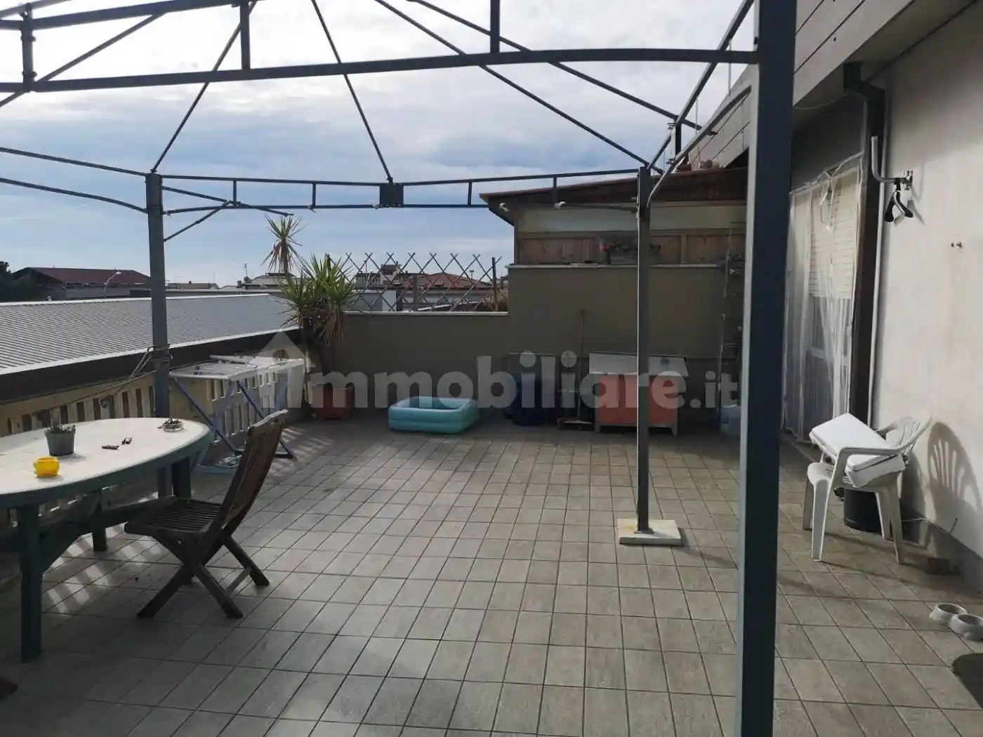 Appartamento in vendita a Carrara