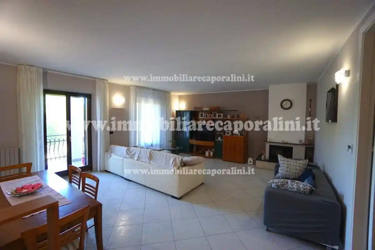 Villa in vendita a Montefano