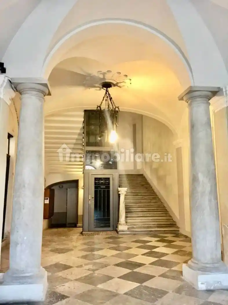 Appartamento in vendita a Sarzana