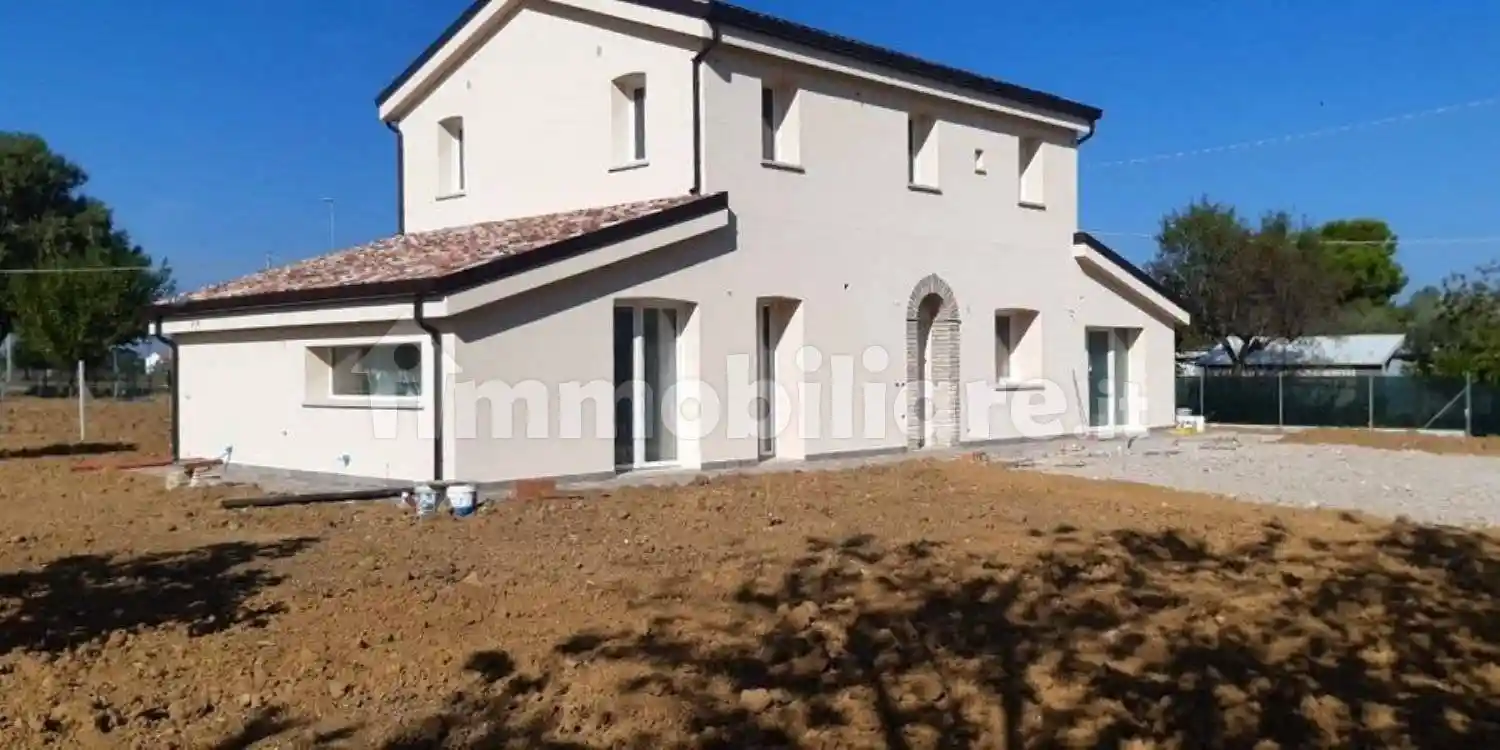 Villa in vendita a Misano Adriatico