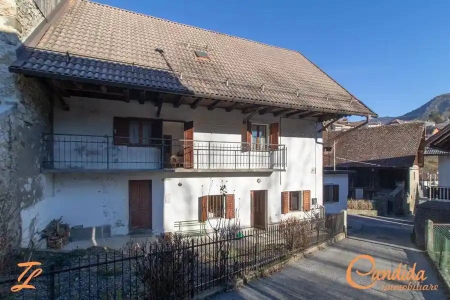 Terratetto unifamiliare via 2 Novembre di Muina 17, Muina, Ovaro - foto 2