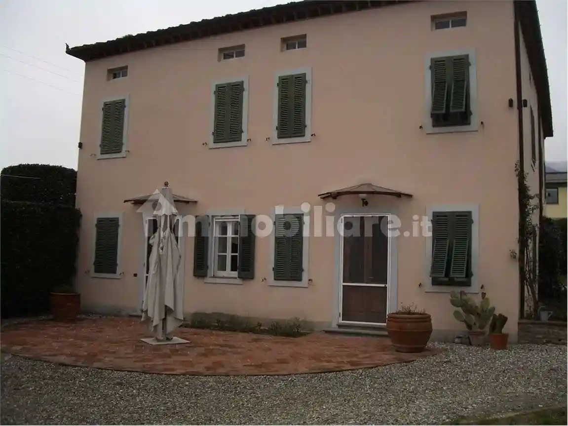 Villa in vendita a Capannori