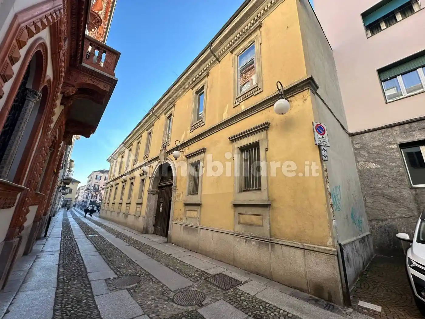 Appartamento in vendita a Novara