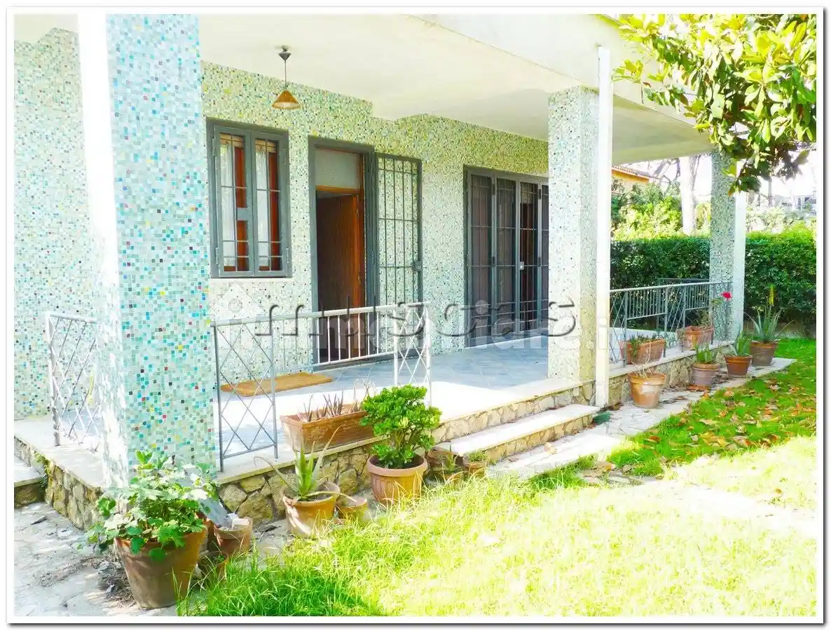 Villa in affitto a Fiumicino