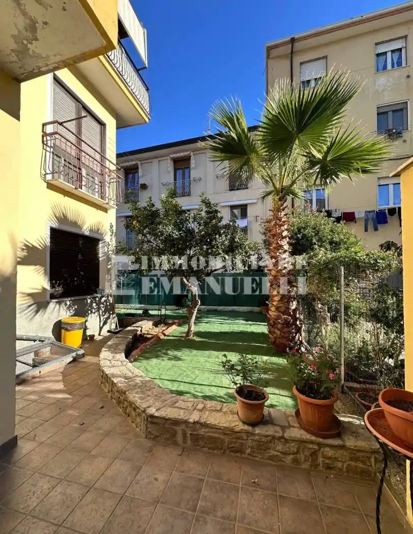 Appartamento in vendita a Taggia