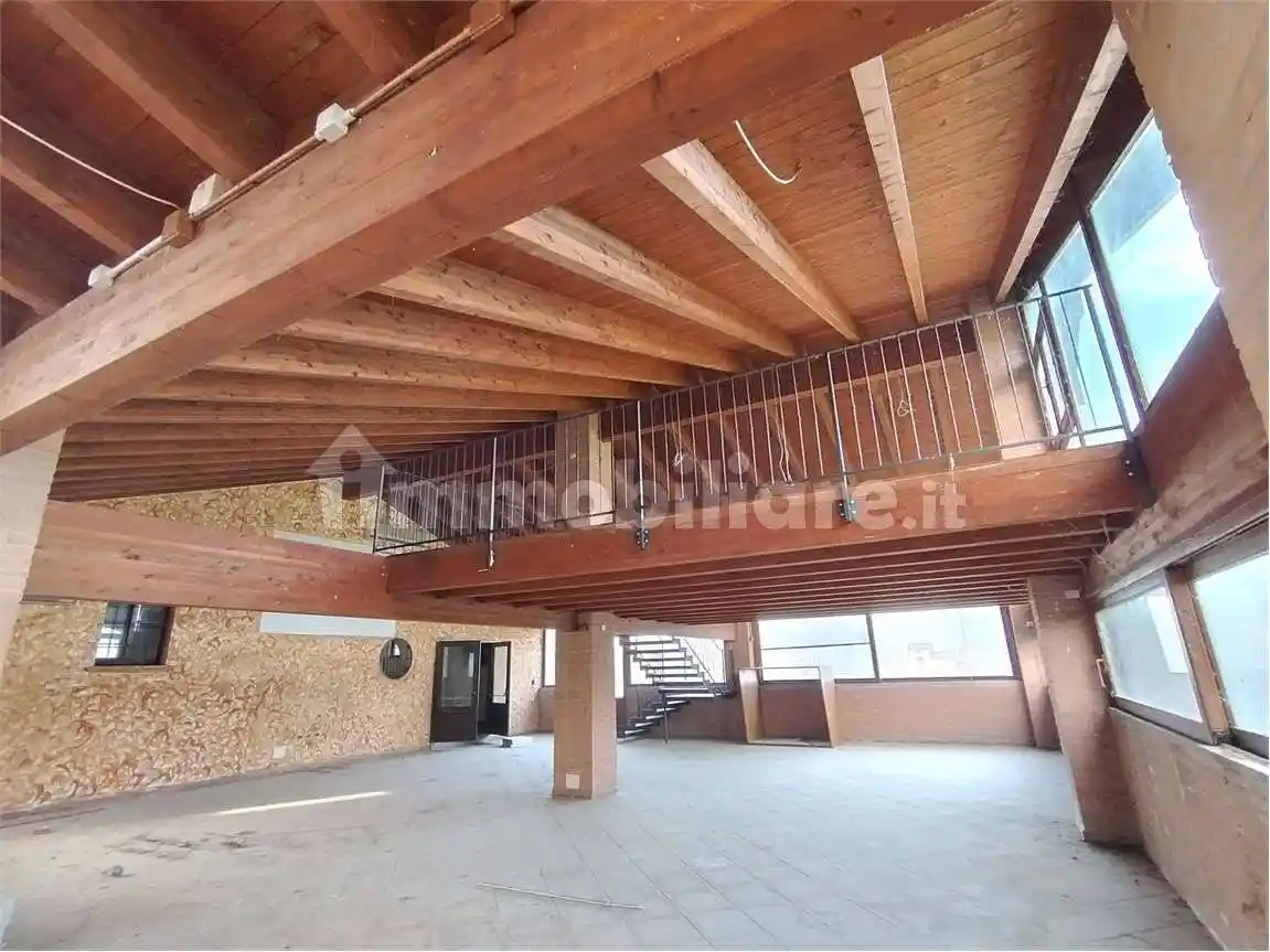 Rustico - Casale in vendita a Carpaneto Piacentino