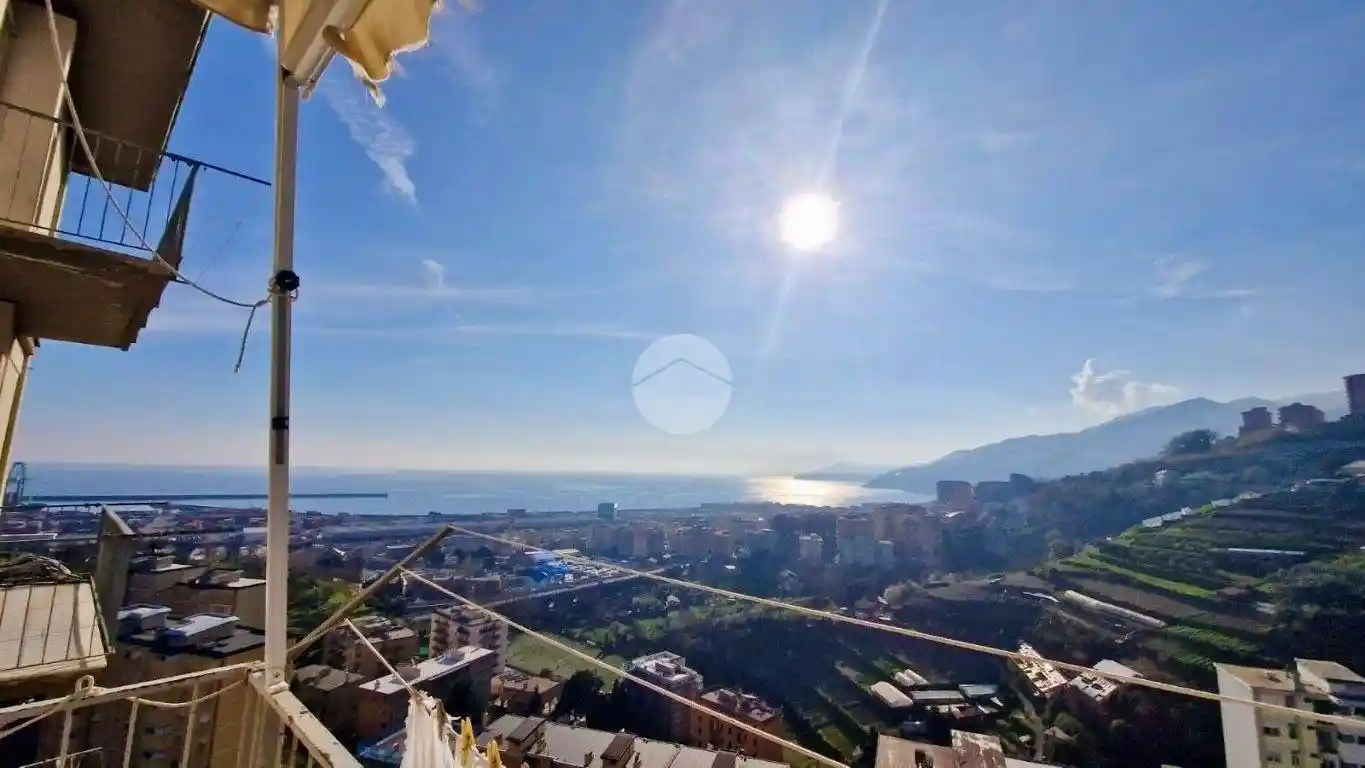 Appartamento in vendita a Genova