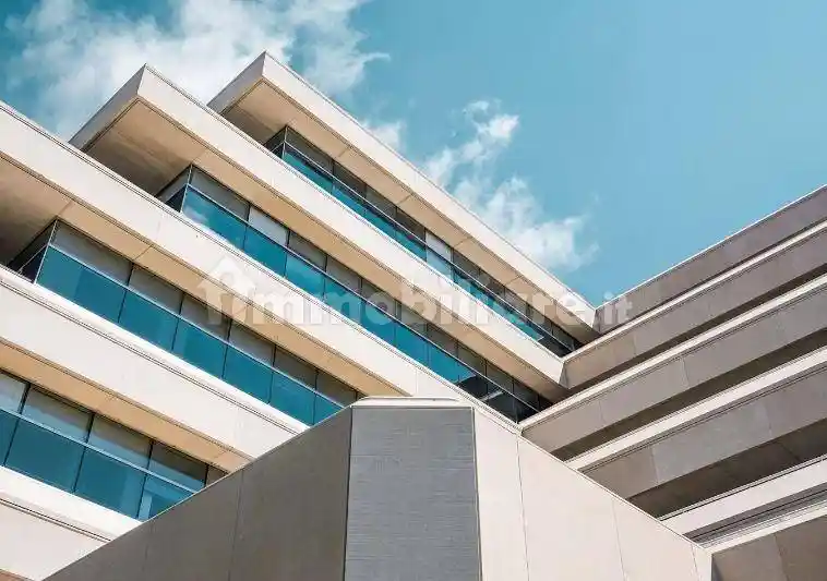 Palazzo - Edificio in vendita a Roma