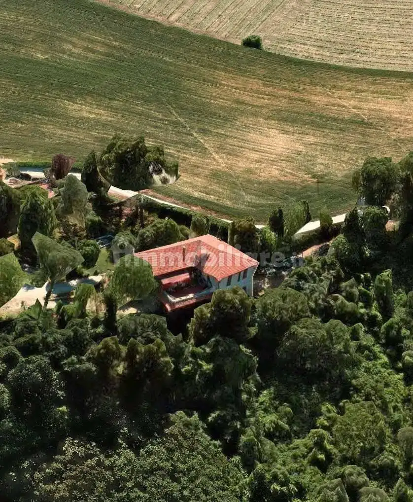Villa in asta a Ancona