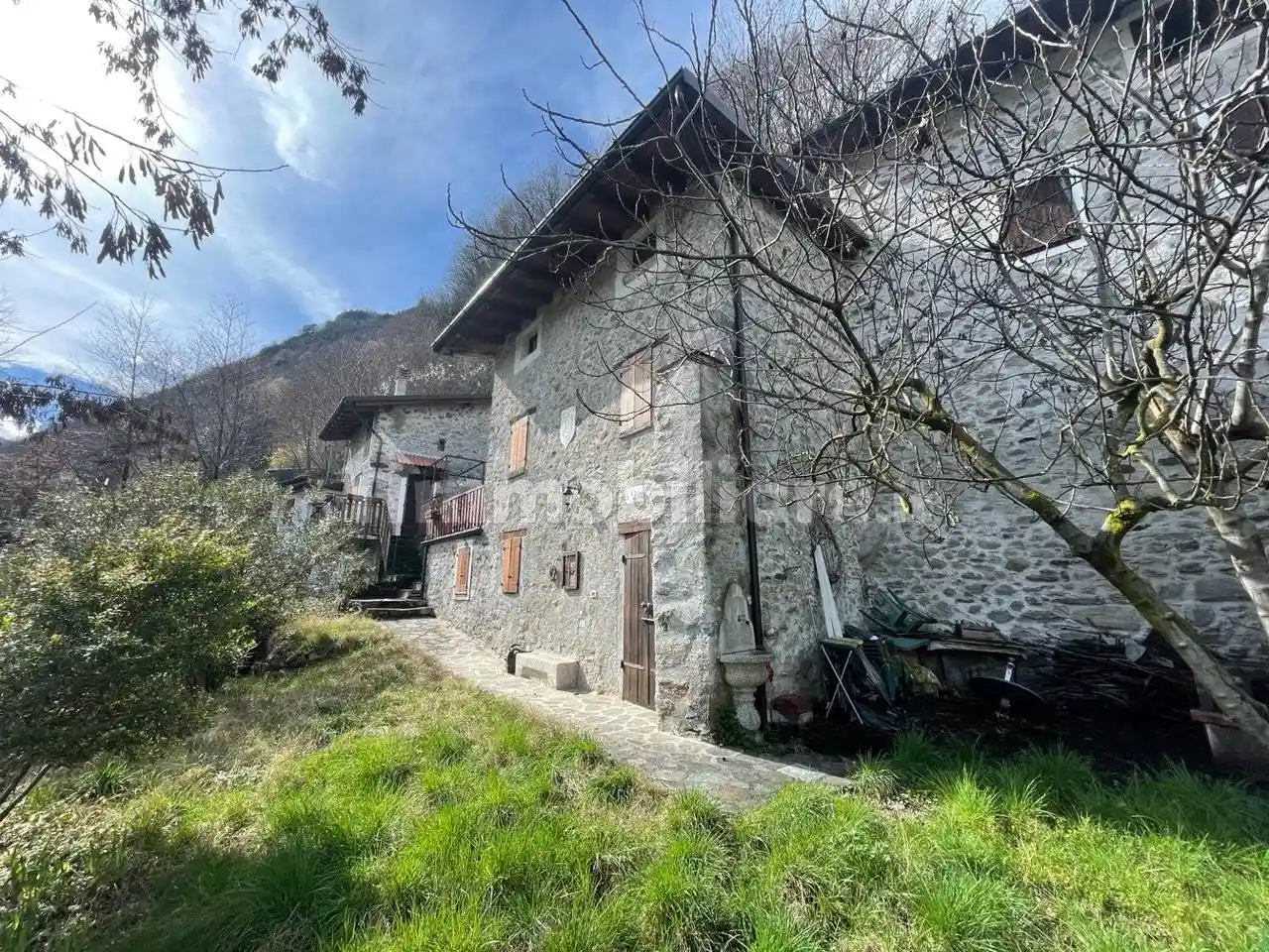 Casa indipendente in vendita a Ardenno