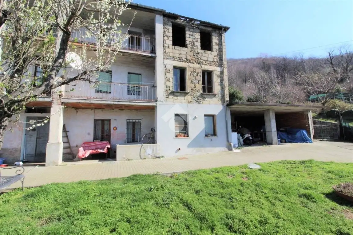 Casa indipendente in vendita a Nomaglio