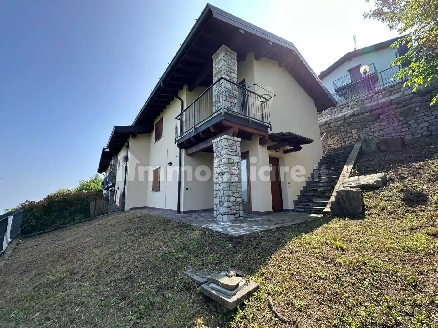 Appartamento in vendita a Adrara San Martino