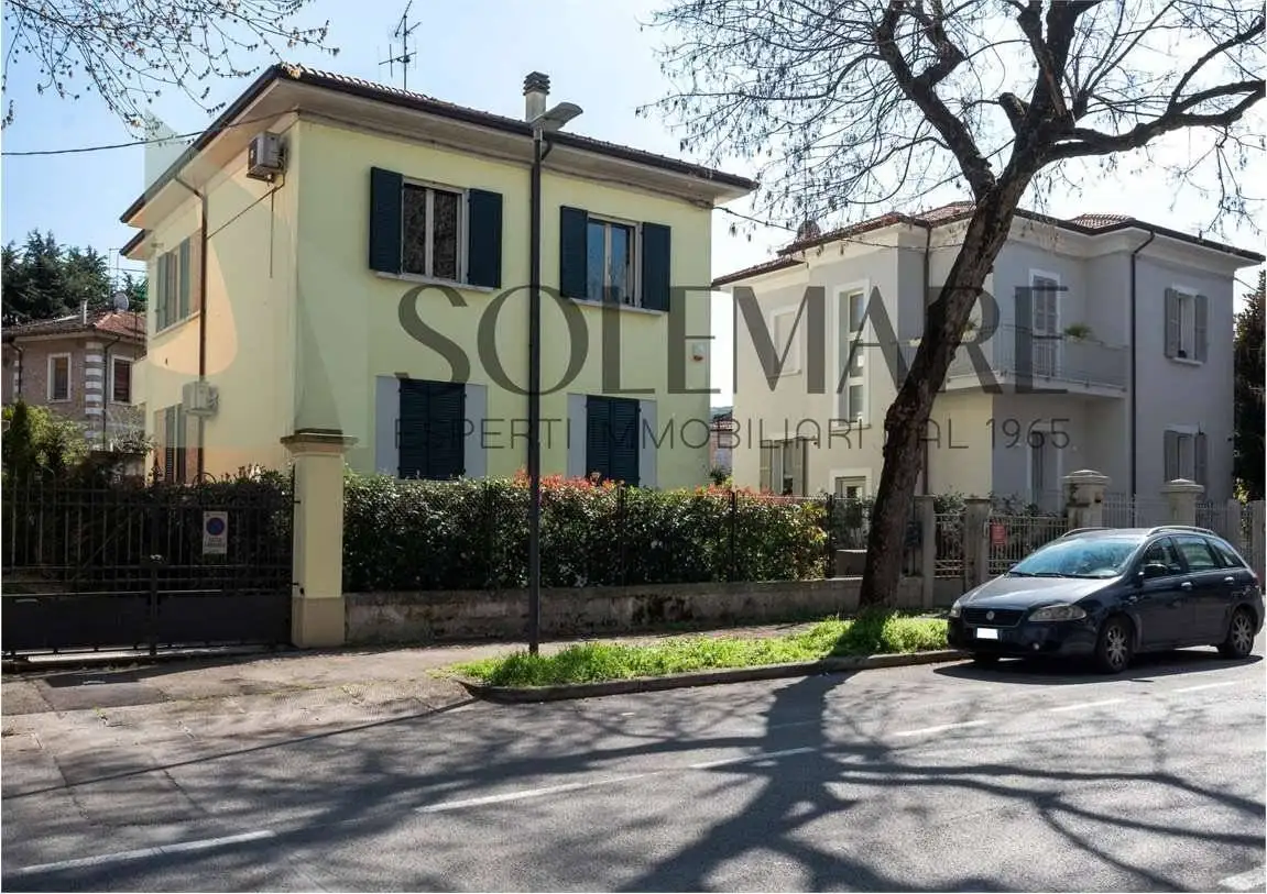 Villa in vendita a Cesena