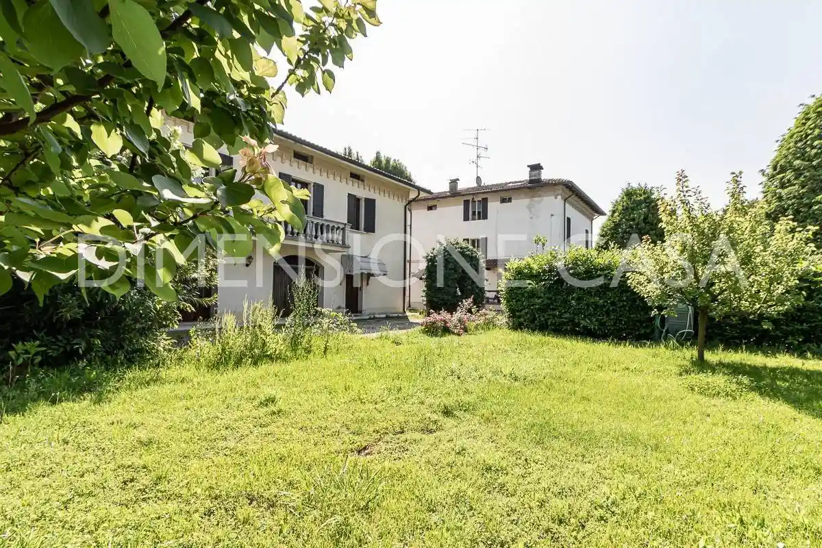 Villa in vendita a Cavezzo