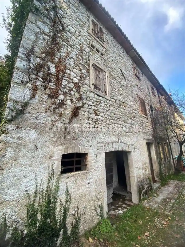 Rustico, da ristrutturare, 300 m², Cappella Maggiore - foto 3