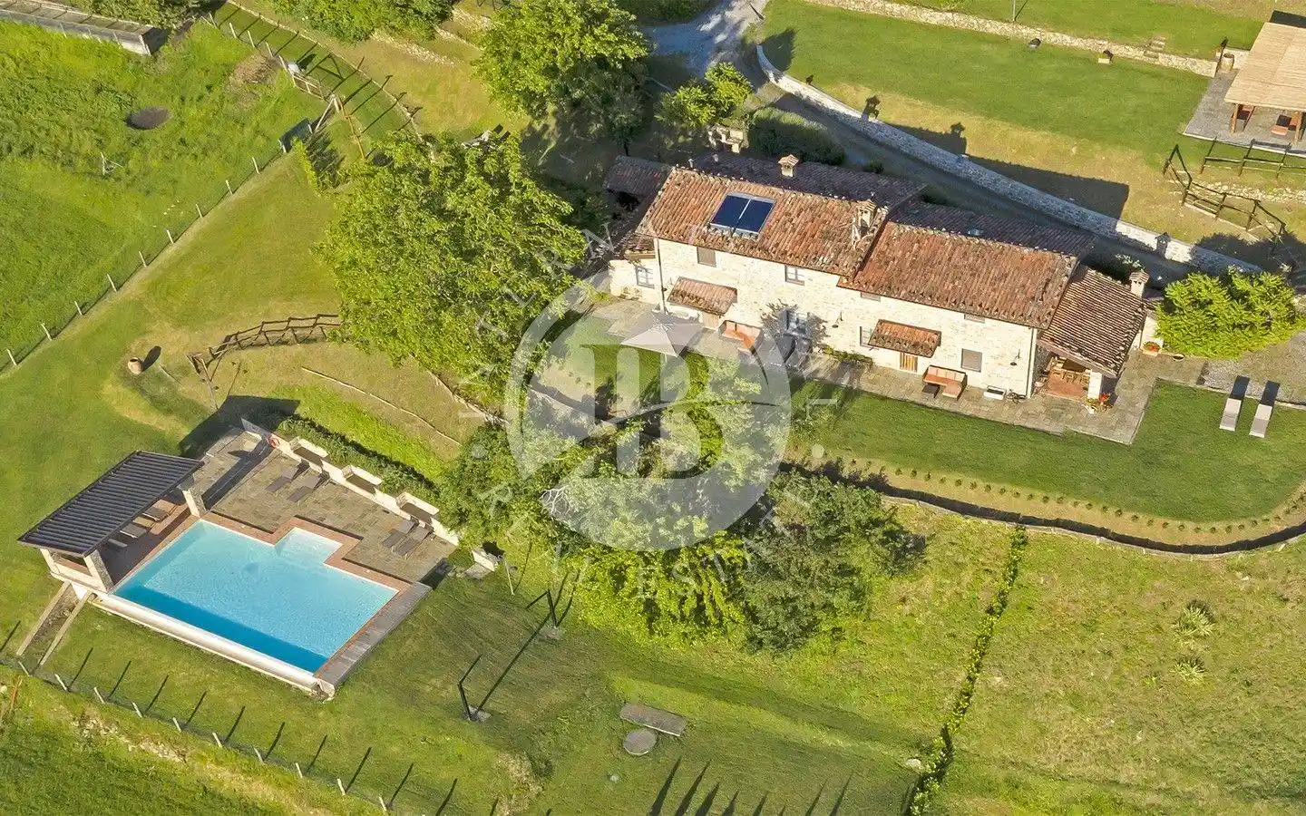 Villa in vendita a Castelnuovo di Garfagnana