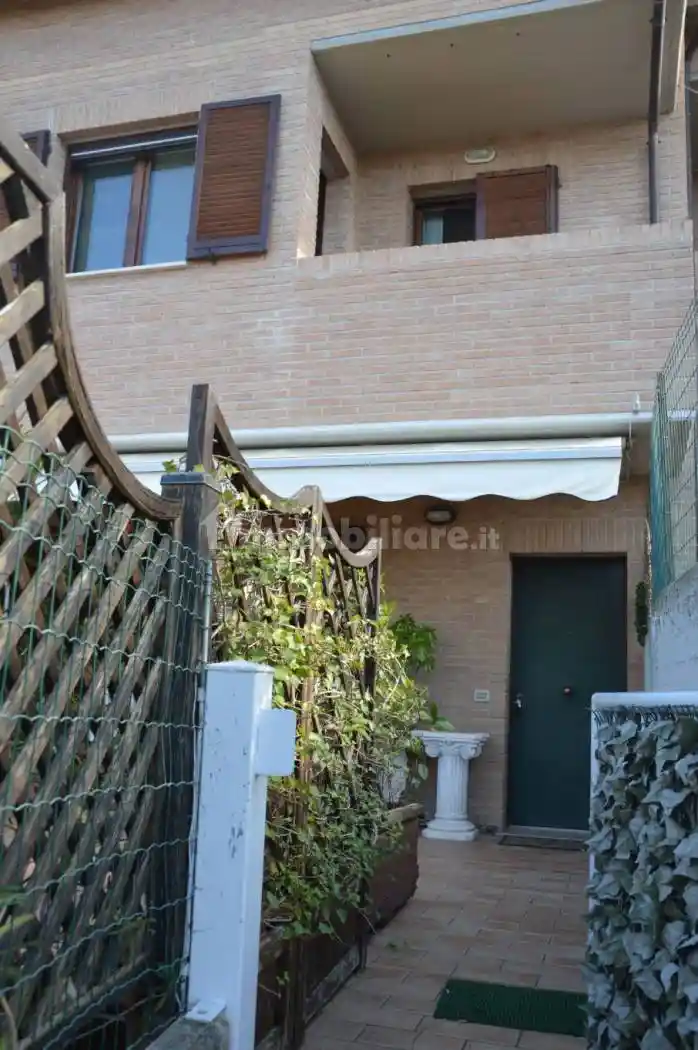 Villetta a schiera in vendita a Urbino