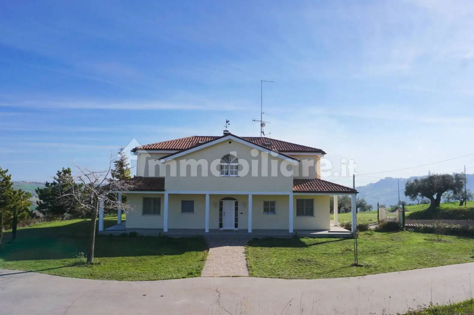 Villa in vendita a Città Sant'Angelo