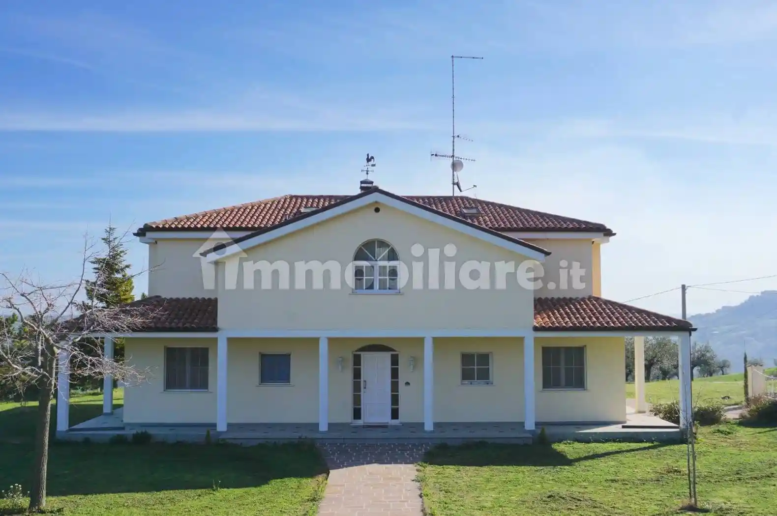 Villa unifamiliare via Colle Razzi 1, Città Sant'Angelo - foto 2