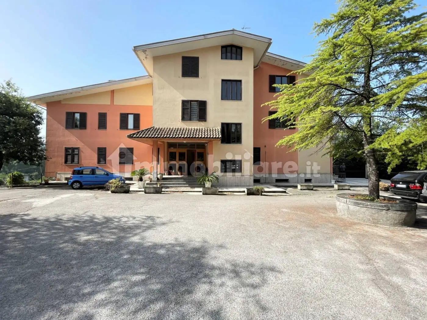 Palazzo - Edificio in vendita a Atripalda